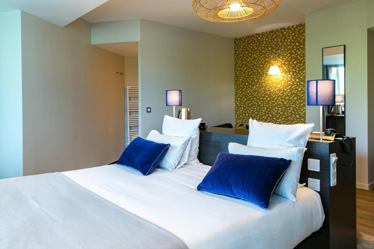The Originals Boutique Hotel Restaurant Saint James, モンテギュ エクステリア 写真