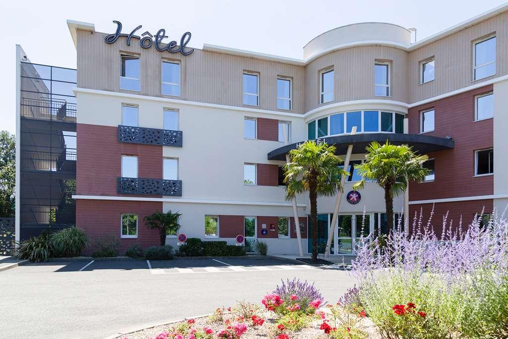 The Originals Boutique Hotel Restaurant Saint James, モンテギュ エクステリア 写真