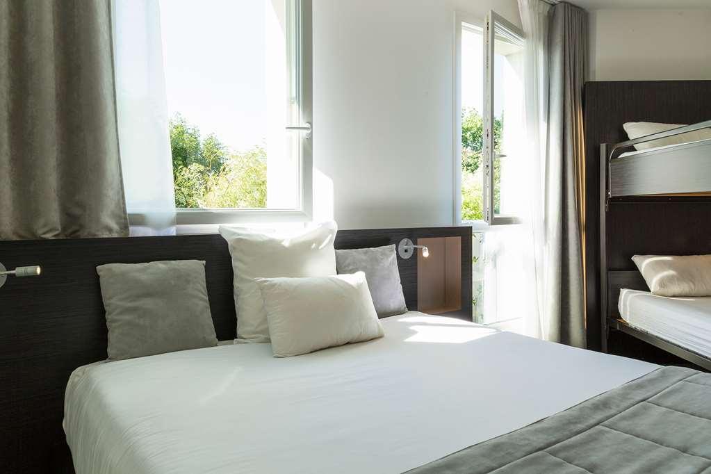 The Originals Boutique Hotel Restaurant Saint James, モンテギュ 部屋 写真