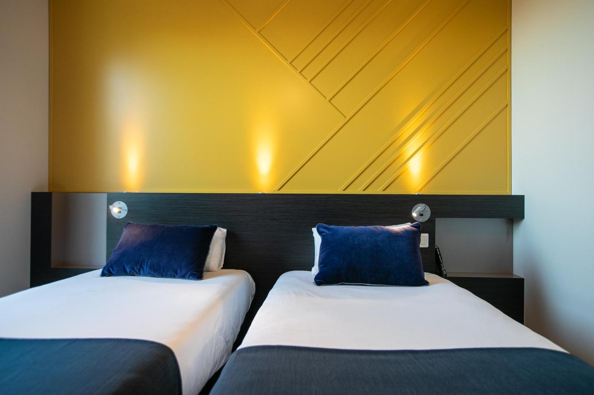 The Originals Boutique Hotel Restaurant Saint James, モンテギュ エクステリア 写真